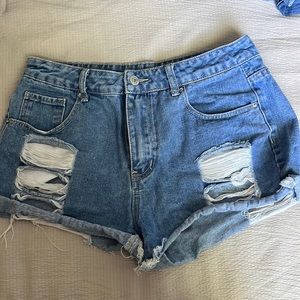 Women Jean shorts high waisted shein size large